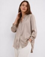 Chemise Satinée Élégance Pure